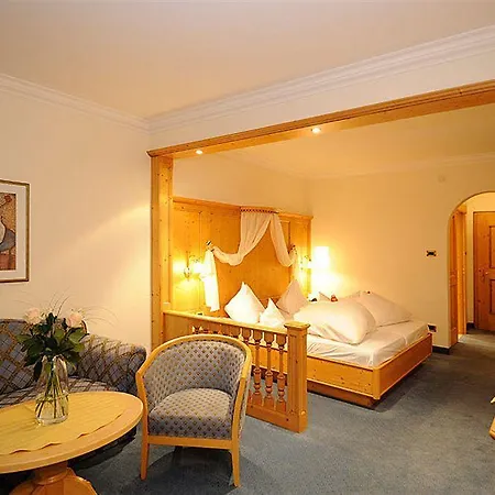 Fuerstenhof Hotel 4*