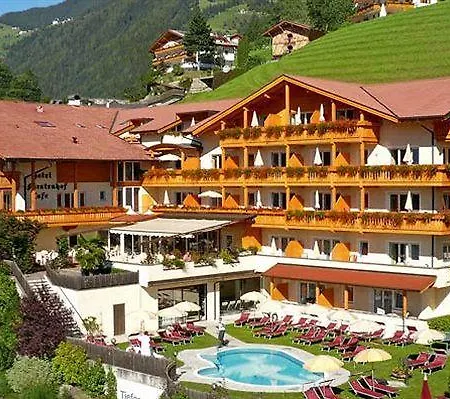 Fuerstenhof Hotel 4*